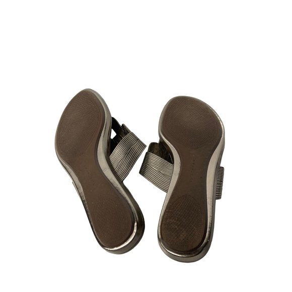 Like New Elie Tahari Womens Sandals Size 8 Clea Thong Metallic Gold - Picture 7 of 8